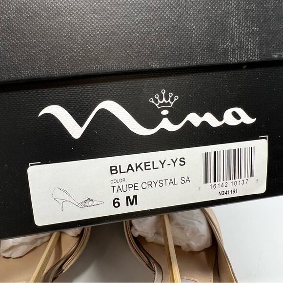 Nina Blakely Satin Pumps - Picture 6 of 8